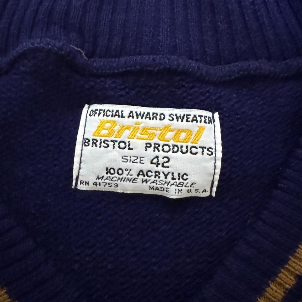 Michigan Wolverines Men's Sweater Size 42 Bristol Embroidered Patch College - Picture 4 of 6
